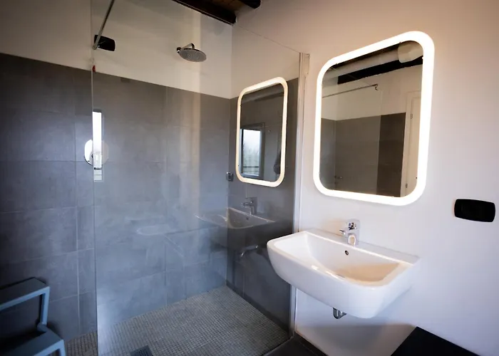 La Cascina Del Balsamico Alojamento de Acomodação e Pequeno-almoço 4*